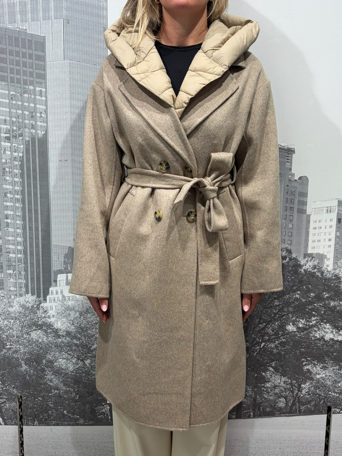 Cappotto Con Cappuccio