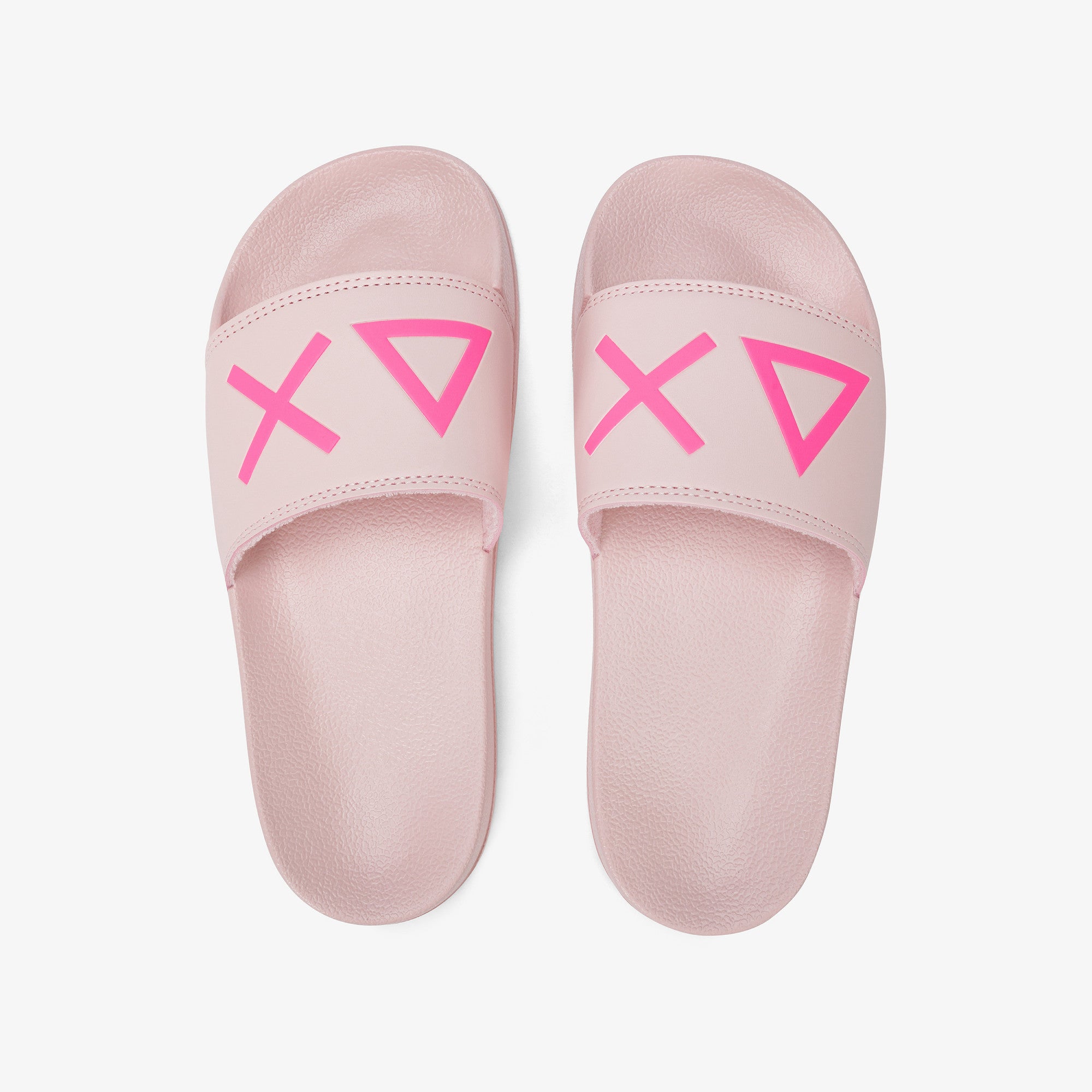 Slippers LOGO