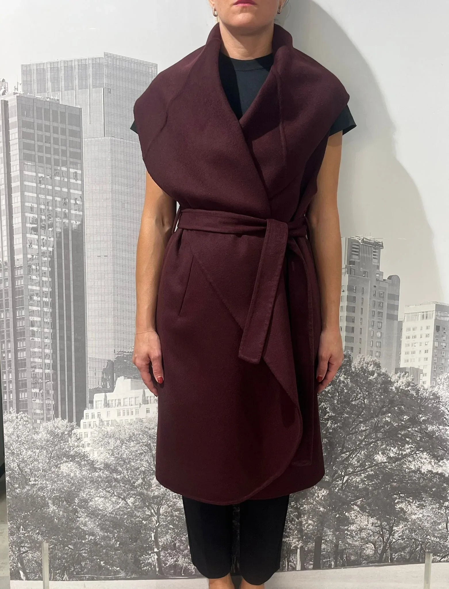 Cappotto hand made smanicato con cintura - M A R K E T S T O R E