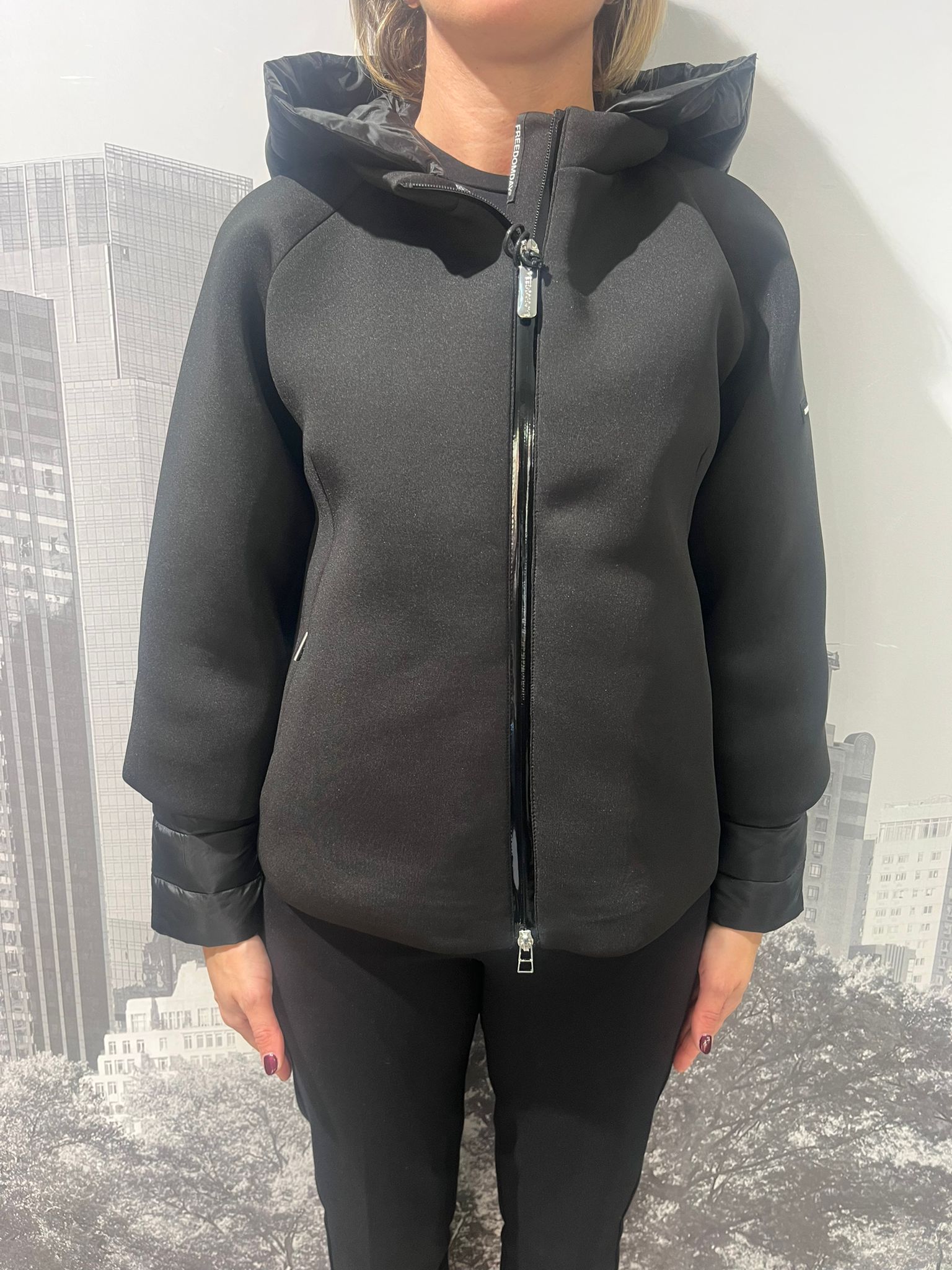 Parka Effetto Lana con Cappuccio