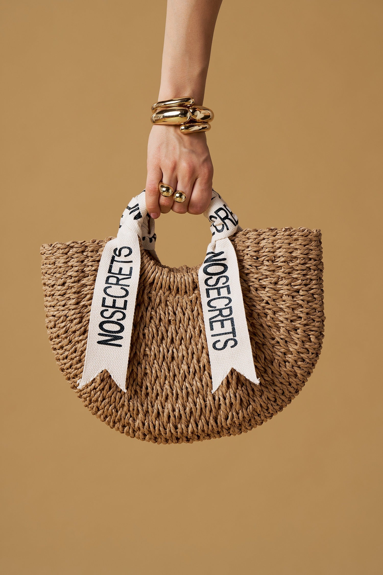 Borsa mezzaluna Nosecrets paglia