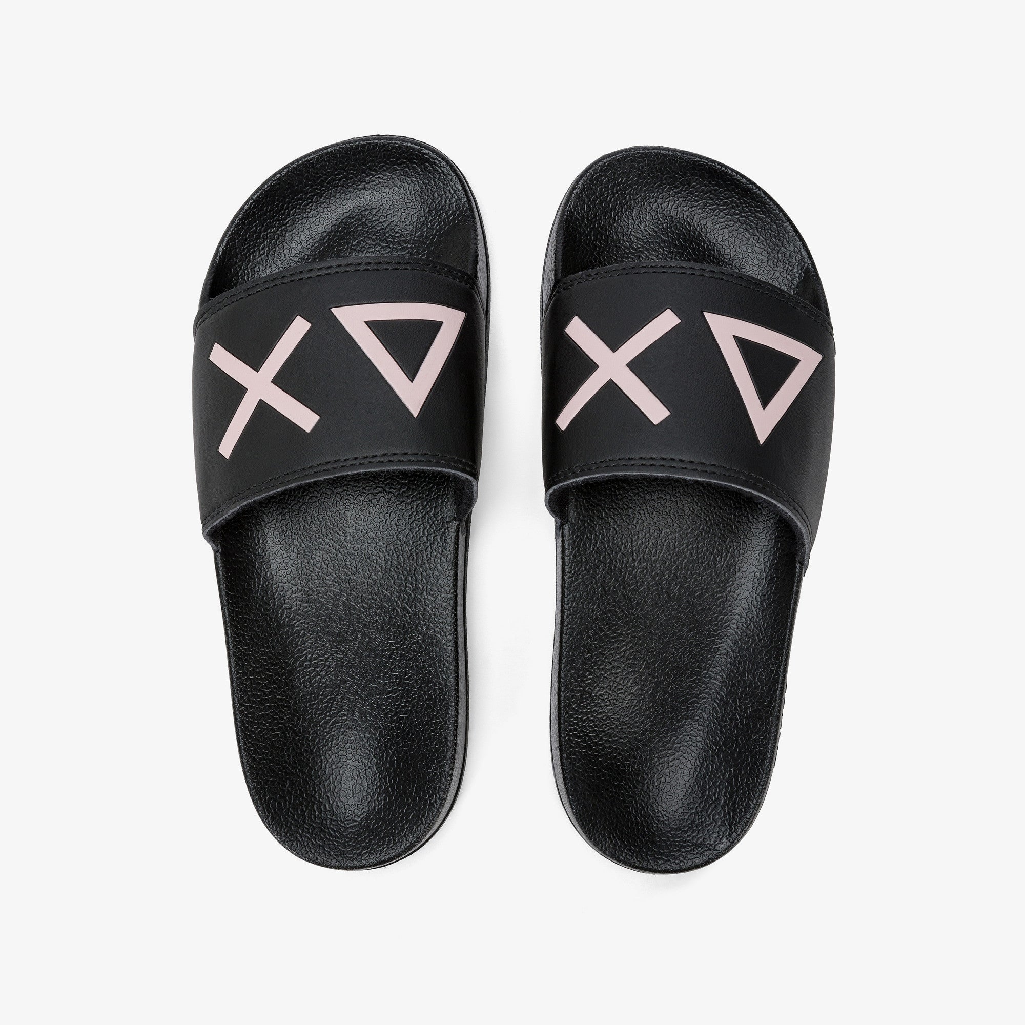 Slippers LOGO