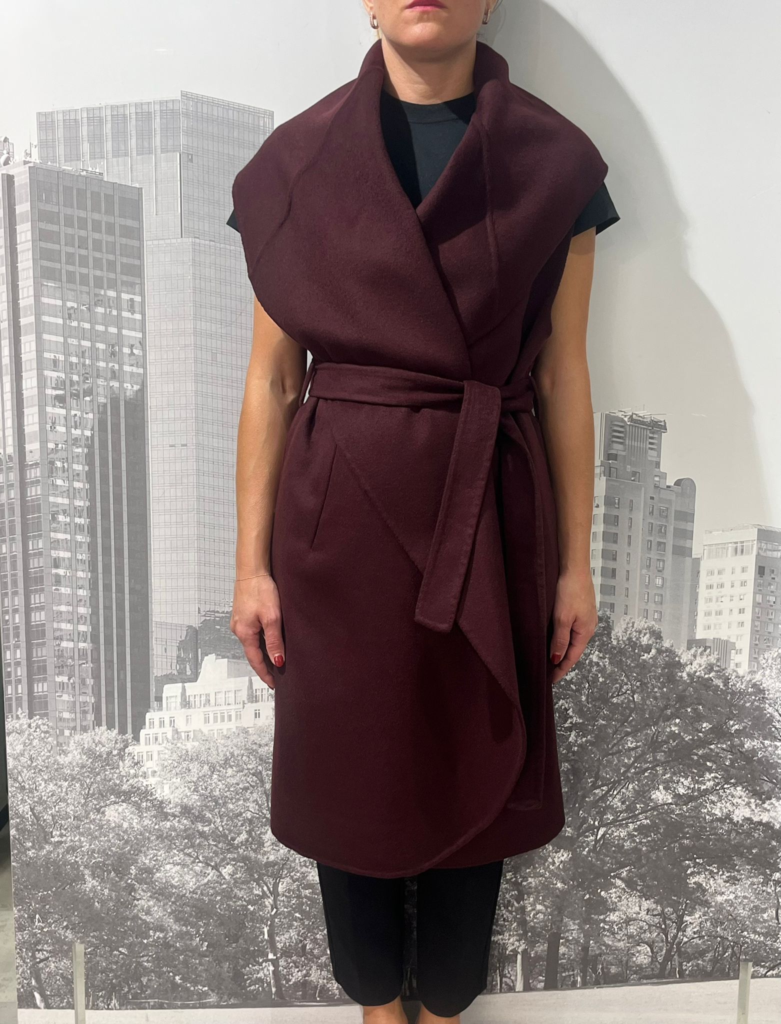 Cappotto hand made smanicato con cintura