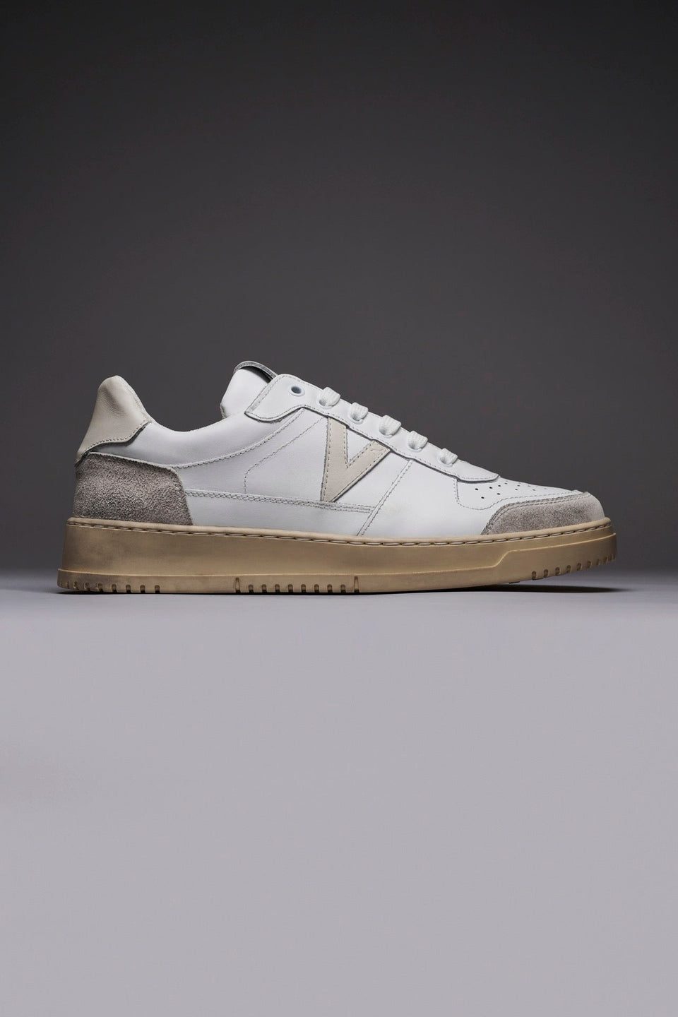 Sneakers College