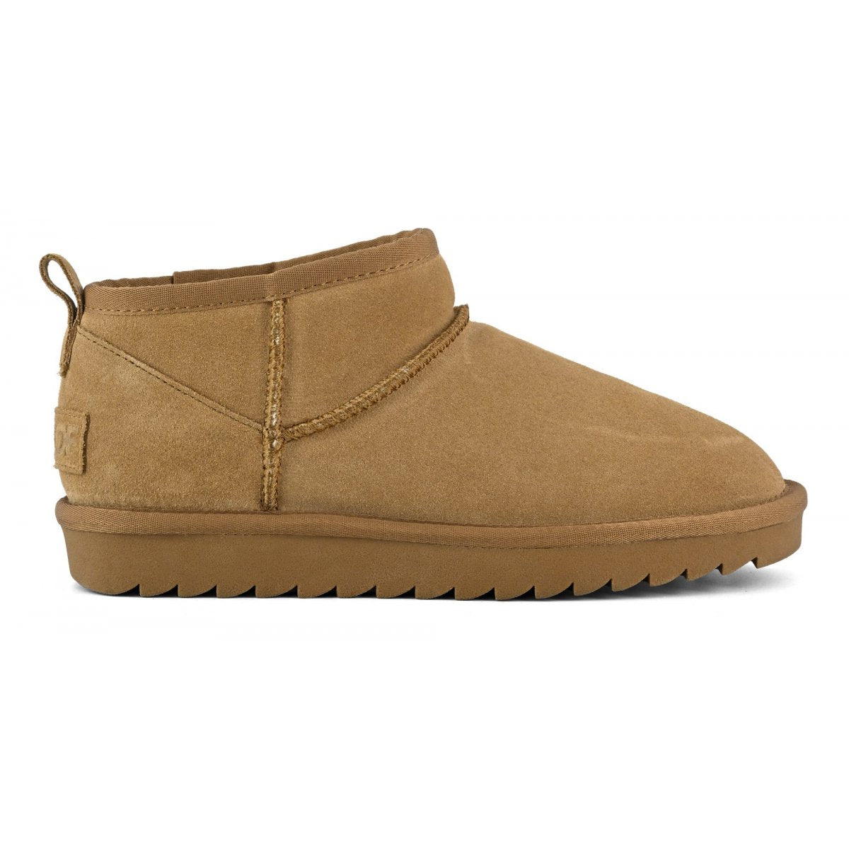 Short Winter boot in suede