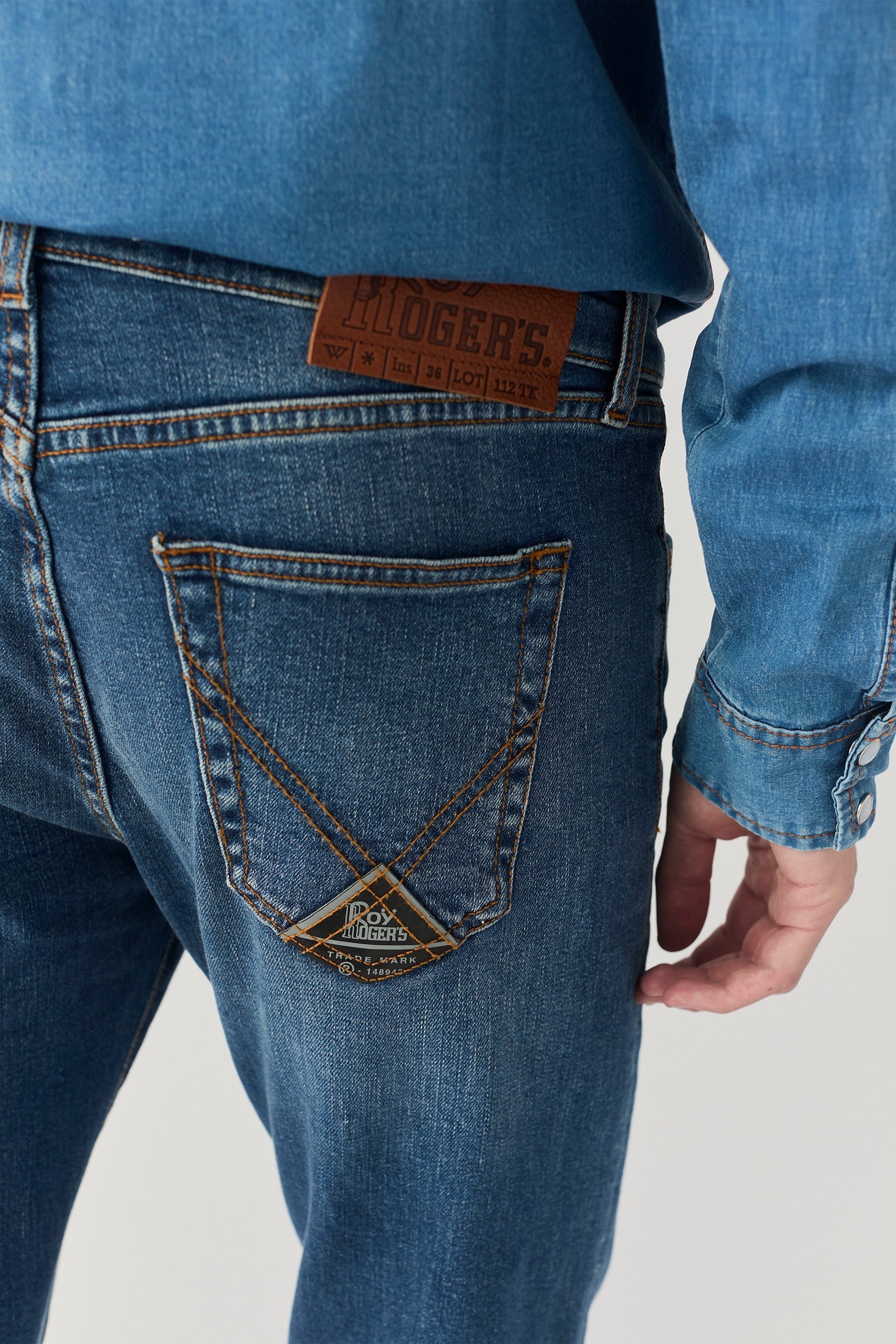 Jeans 517 MAN Slim WASH 81