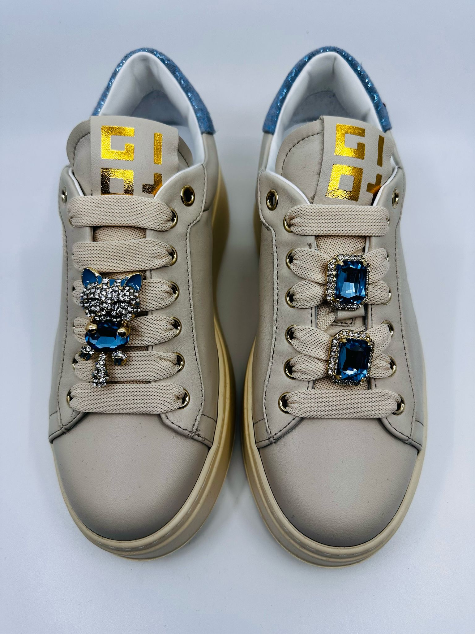 Sneakers PIA