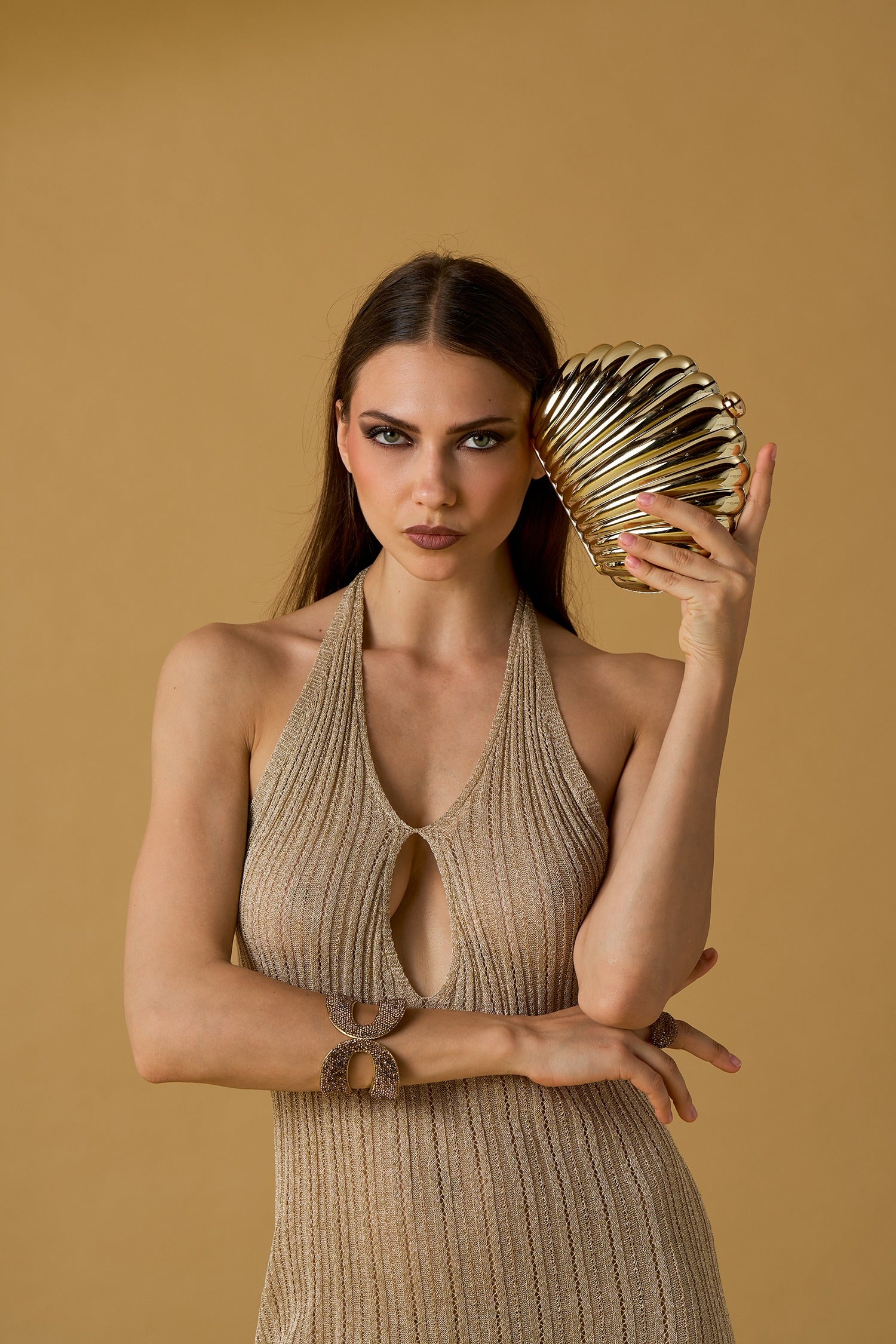 Borsa conchiglia oro