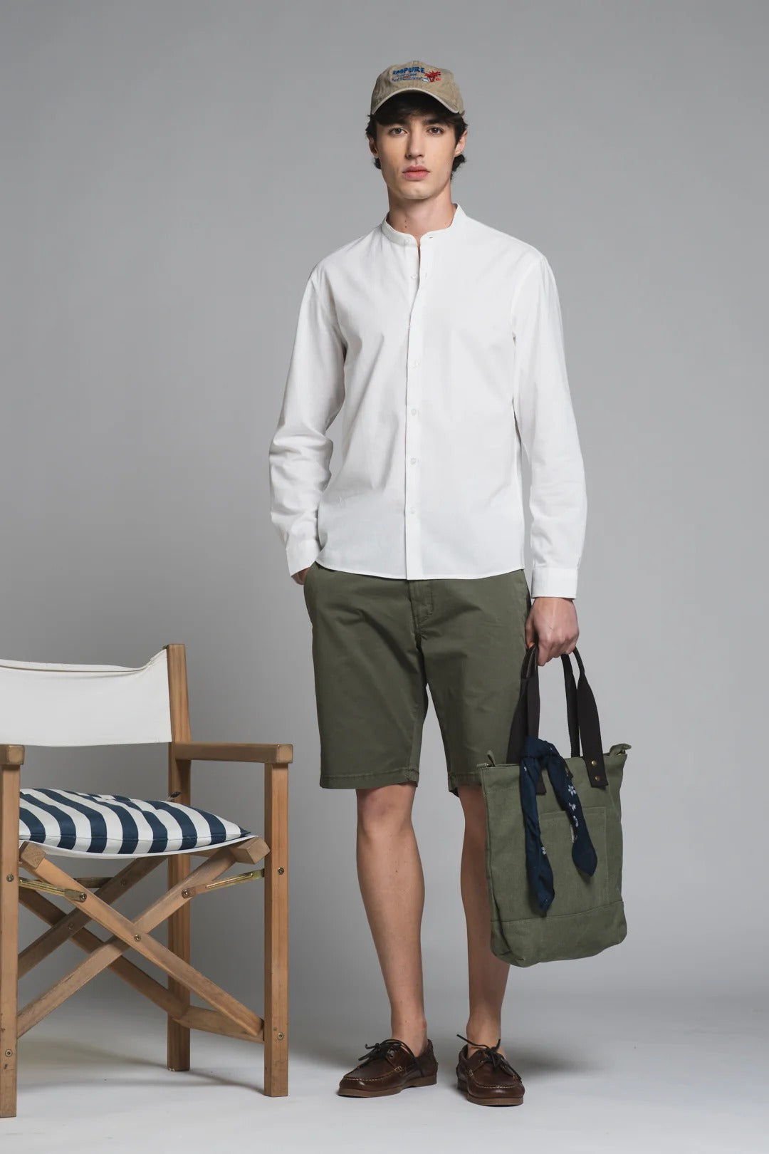 Bermuda Chino REY