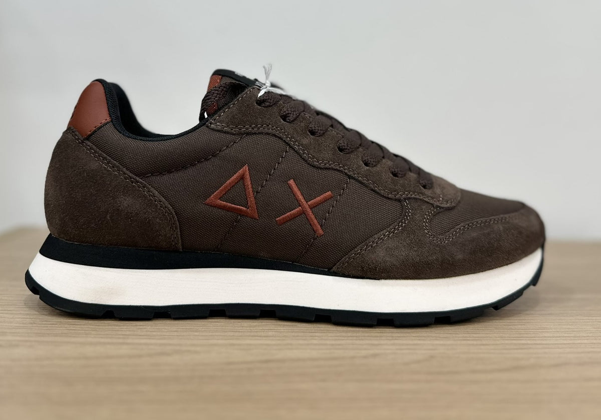 Sneakers TOM SOLID