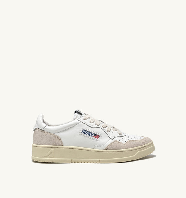 AUTRY MEDALIST  01 LOW MAN LEAT/SUEDE WHT/WHITE